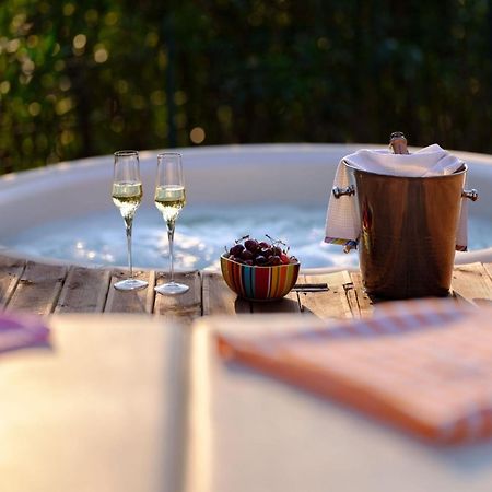 La Luna Nel Lago Lake View Garden - Happy Rentals อิสปรา ภายนอก รูปภาพ