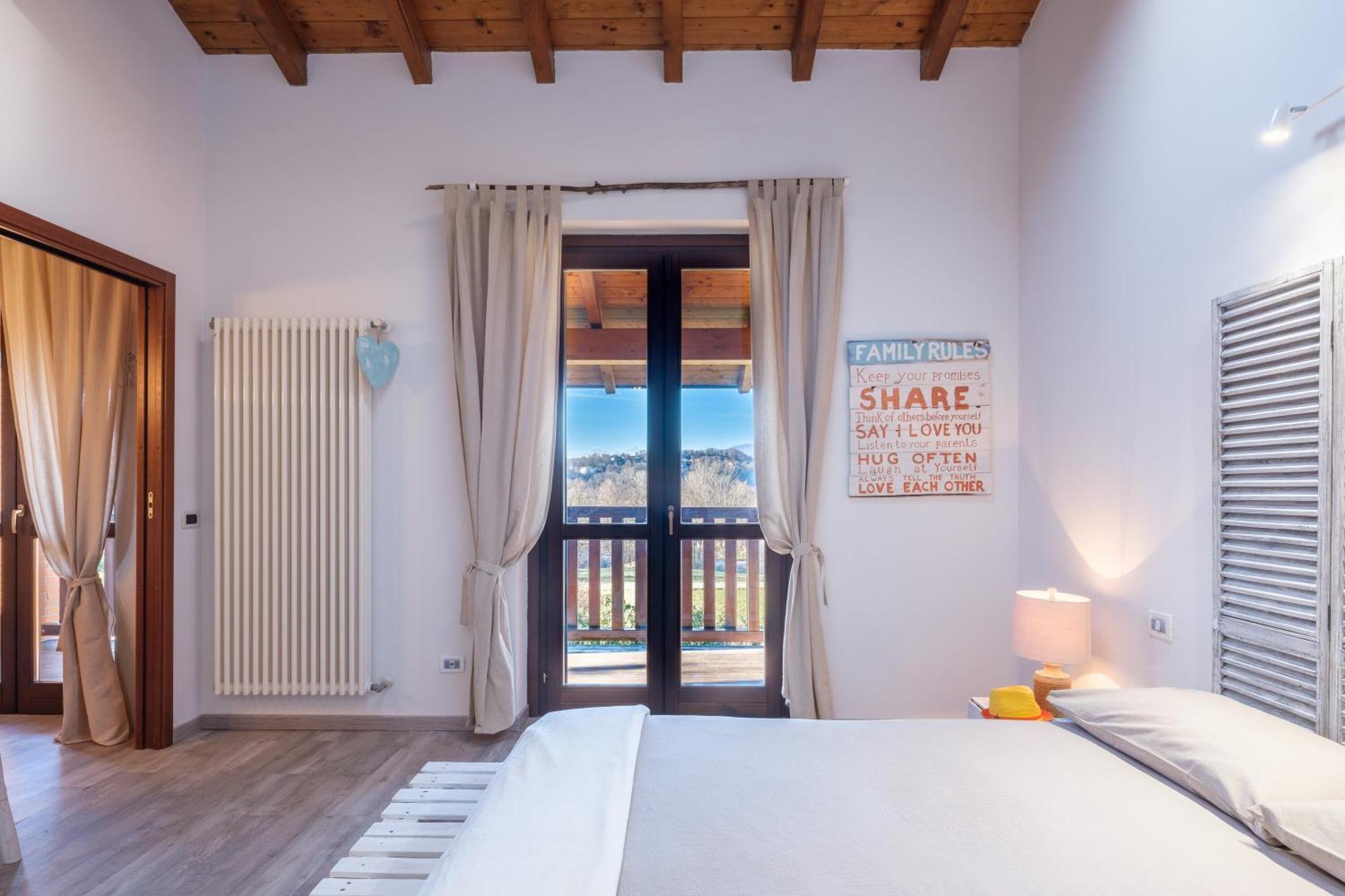 La Luna Nel Lago Lake View Garden - Happy Rentals อิสปรา ภายนอก รูปภาพ