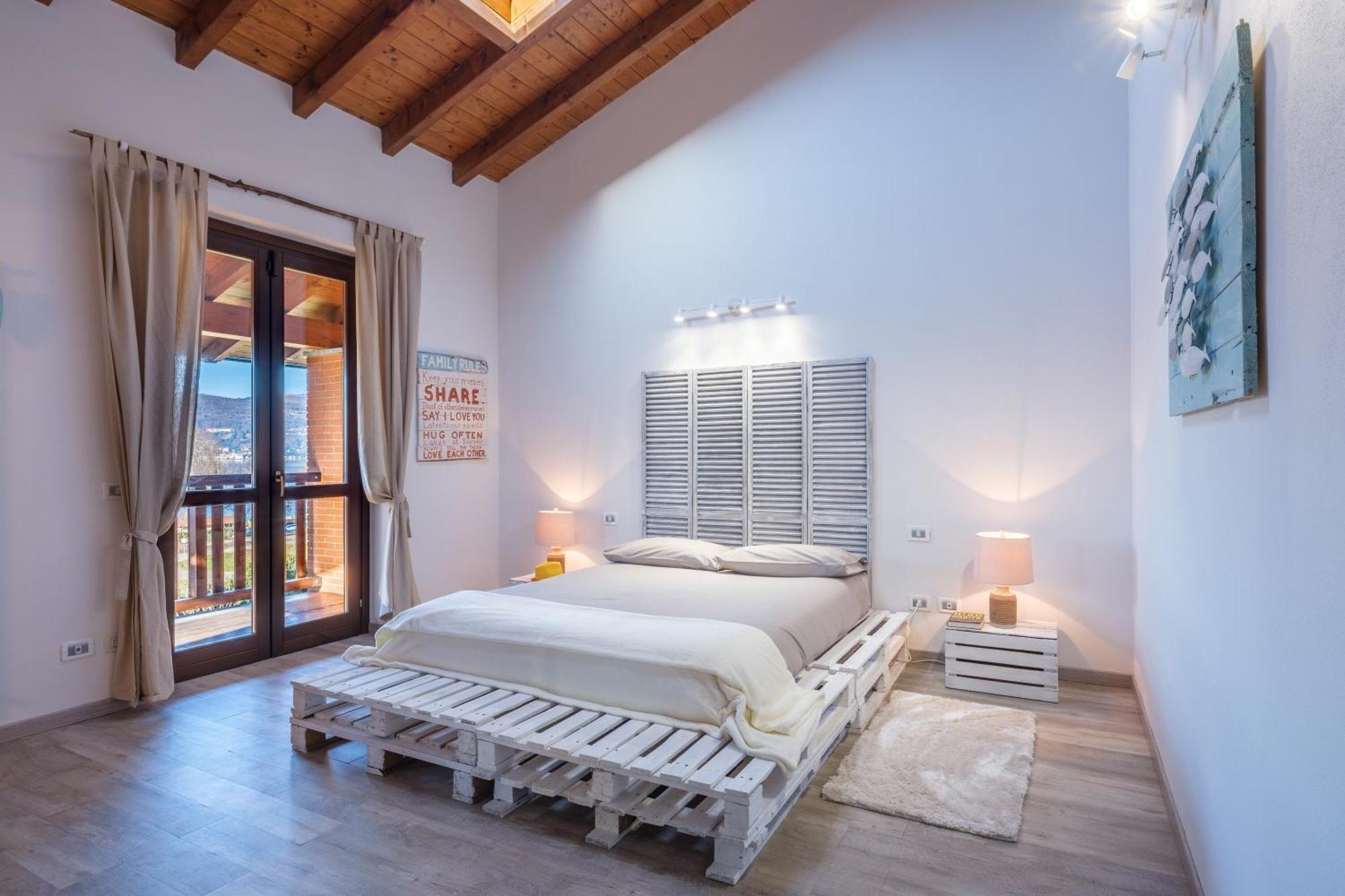 La Luna Nel Lago Lake View Garden - Happy Rentals อิสปรา ภายนอก รูปภาพ
